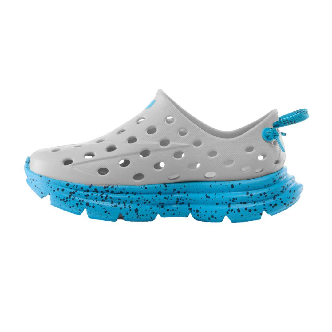 Kane Revive Kids Active Recovery Shoes - Foggy Gray/Highlighter Blue